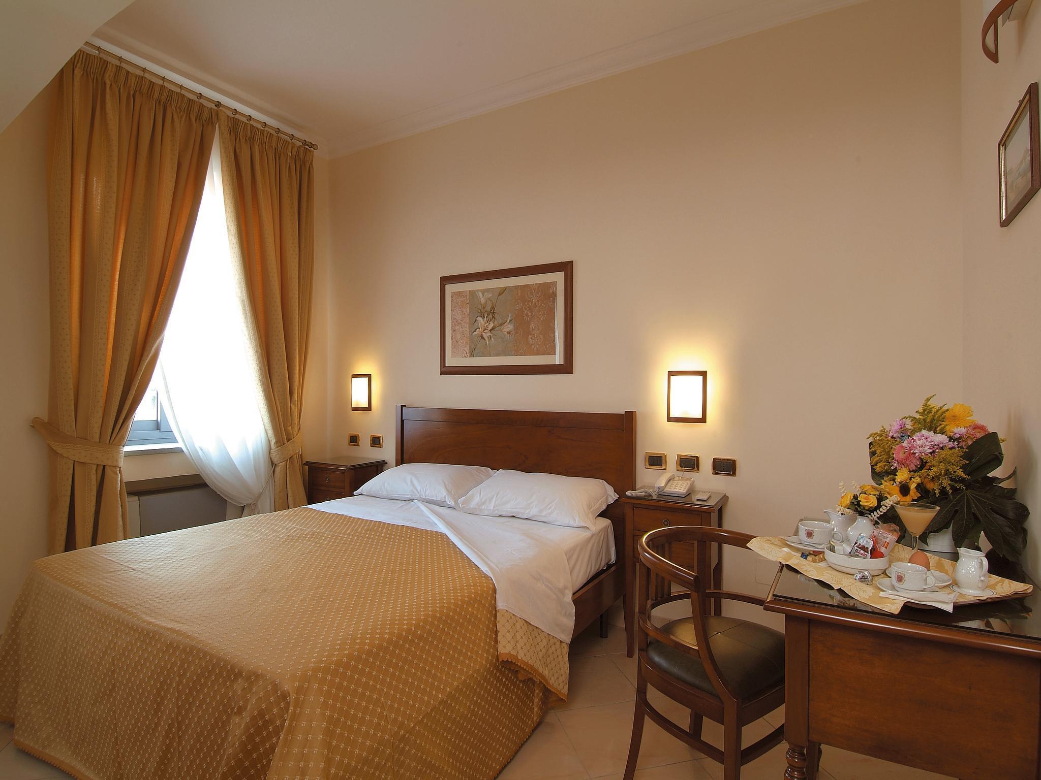 Buono Hotel Naples Room photo